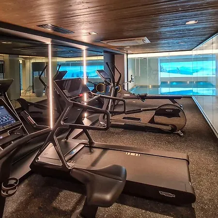 Tres Bel Avec A Stallion D 25